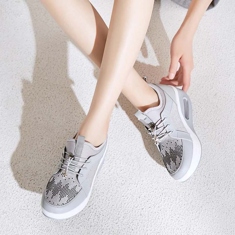 Women Sneakers Fashion Breathble Women Shoes Platform Casual Shoes Tenis Feminino
Women Sneakers Fashion Breathble Women Shoes Platform Casual Shoes Tenis Feminino