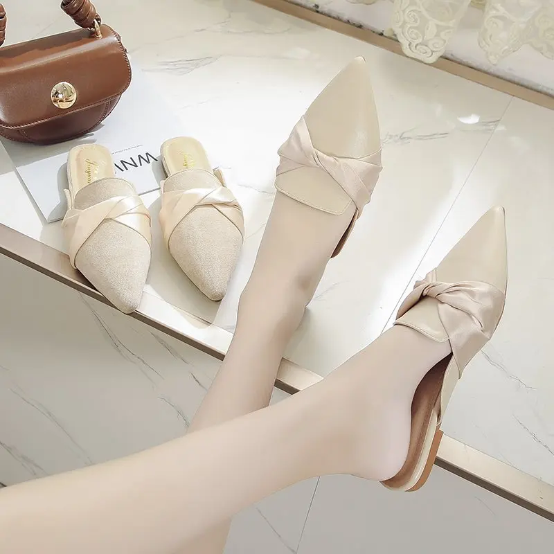 Shoes For Girls Low Slippers Casual Loafers Slides Flock Slipers Women Cover Toe Lady Luxury Flat 2021 Spring Basic Rubber Rome
Shoes For Girls Low Slippers Casual Loafers Slides Flock Slipers Women Cover Toe Lady Luxury Flat 2021 Spring Basic Rubber Rome