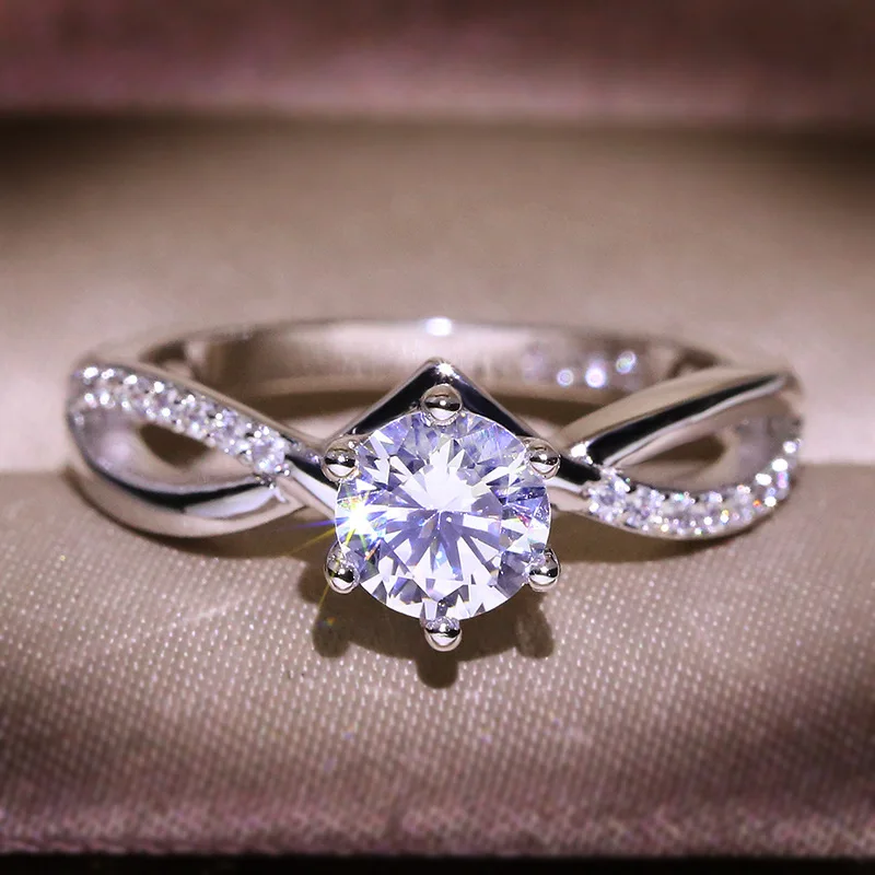 Classic Ladies Ring Austrian Crystal Zircon Ring Female Christmas Gift Wedding Jewelry Bridal Ring 925 Silver Ring
Classic Ladies Ring Austrian Crystal Zircon Ring Female Christmas Gift Wedding Jewelry Bridal Ring 925 Silver Ring