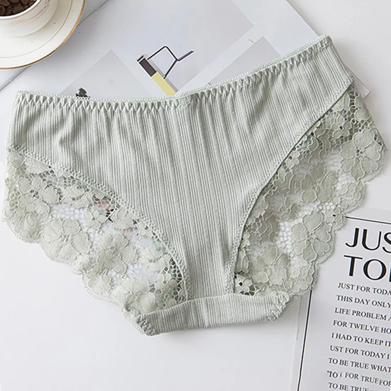 1 PC Women Solid Color Lace Hollowed-Out Cotton Briefs Comfortable Low Waist Seamless Panties
1 PC Women Solid Color Lace Hollowed-Out Cotton Briefs Comfortable Low Waist Seamless Panties