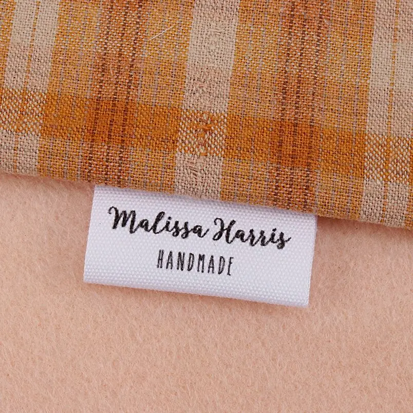 Sewing Labels, Personalized Brand, Custom Logo, Cotton Tags, Business Name, Handmade Items, White Fabric, 30mm x 42mm (MD5083)
Sewing Labels, Personalized Brand, Custom Logo, Cotton Tags, Business Name, Handmade Items, White Fabric, 30mm x 42mm (MD5083)