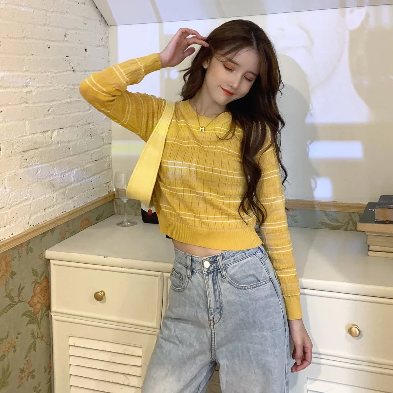 Knitwear Autumn New Women's Short Sweater and Skirt Pullover Thin Long Sleeve High Waist Top Striped Bottoming Shirt
Knitwear Autumn New Women's Short Sweater and Skirt Pullover Thin Long Sleeve High Waist Top Striped Bottoming Shirt