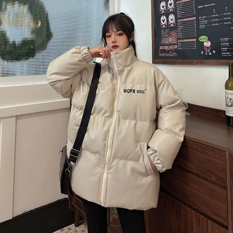 Women Faux Leather Jacket New Winter Female Stand Collar Loose Letter Thick Warm Pu Cotton Padded Jacket Korean Casual Parkas
Women Faux Leather Jacket New Winter Female Stand Collar Loose Letter Thick Warm Pu Cotton Padded Jacket Korean Casual Parkas