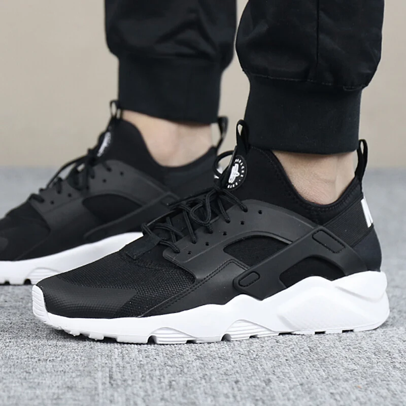 2021 NEW Hot Sale Running Shoes Huara 4.0 White for men Black Sports Sneakers Mens Women shoes 
2021 NEW Hot Sale Running Shoes Huara 4.0 White for men Black Sports Sneakers Mens Women shoes