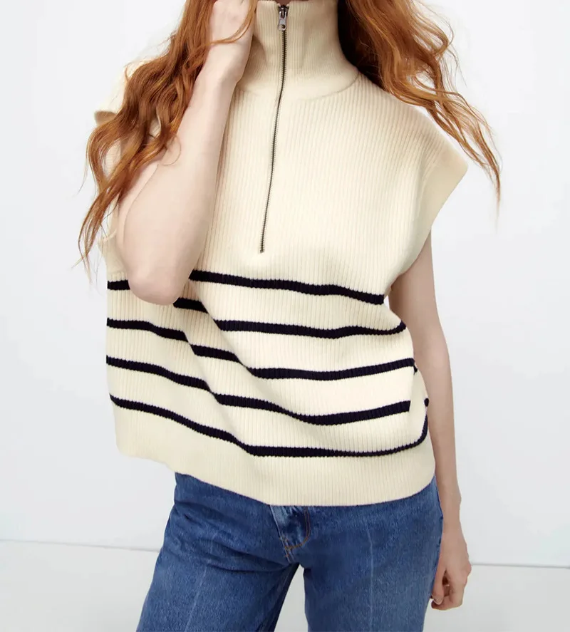 Women Fashion Loose Striped Knit Vest Sweater Vintage Zip-up High Neck Sleeveless Female Waistcoat Chic Tops
Women Fashion Loose Striped Knit Vest Sweater Vintage Zip-up High Neck Sleeveless Female Waistcoat Chic Tops