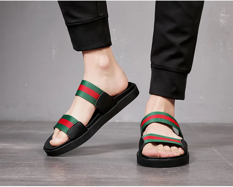 Slippers, men's summer European shoes, men's sandals, fashion sandals and slippers, men's outdoor personality slippers
Slippers, men's summer European shoes, men's sandals, fashion sandals and slippers, men's outdoor personality slippers