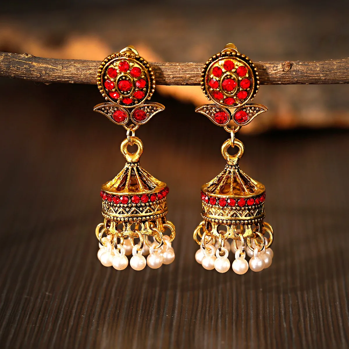 Ethnic Retro Flower Golden Color Jhumka Indian Earrings Orecchini Donna Gypsy Statement Ladies Earring Lantern Tassel Palace
Ethnic Retro Flower Golden Color Jhumka Indian Earrings Orecchini Donna Gypsy Statement Ladies Earring Lantern Tassel Palace