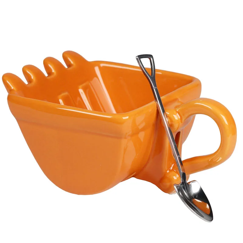 Personality Ceramics Excavator Shape Mug With Shovel Drinkware Coffee Tea Cups Creative Milk Coffee Cup Novelty Gifts
Personality Ceramics Excavator Shape Mug With Shovel Drinkware Coffee Tea Cups Creative Milk Coffee Cup Novelty Gifts