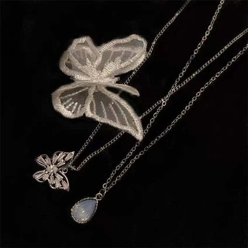 Fashion Elegant Blue Color Crystal Butterfly Double Necklaces Fine Women's Pendant Female Party Jewelry Accessories
Fashion Elegant Blue Color Crystal Butterfly Double Necklaces Fine Women's Pendant Female Party Jewelry Accessories