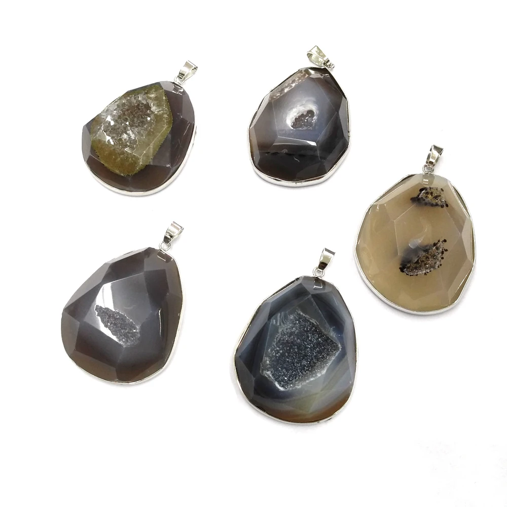 Natural Agate Pendant Necklace Accessories Irregular Faceted Grey Agate Stone Charm For Jewelry Making Bracelet Earring
Natural Agate Pendant Necklace Accessories Irregular Faceted Grey Agate Stone Charm For Jewelry Making Bracelet Earring