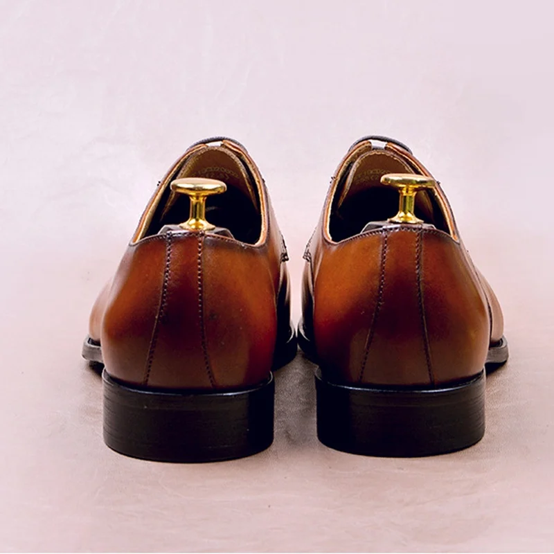 Men's Shoes
Men's Shoes