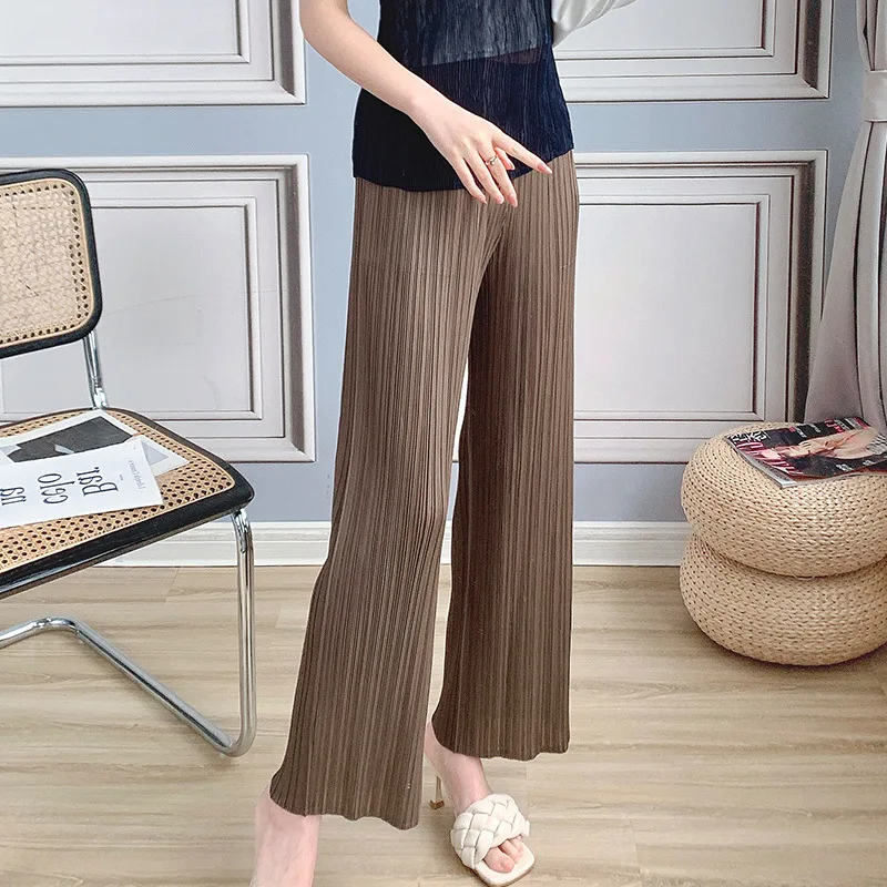 LANMREM High Elastic Waist Brown Folds Trousers New Loose Fitwide Leg Pants Women Fashion Tide Spring Autumn 2021 2E1979
LANMREM High Elastic Waist Brown Folds Trousers New Loose Fitwide Leg Pants Women Fashion Tide Spring Autumn 2021 2E1979