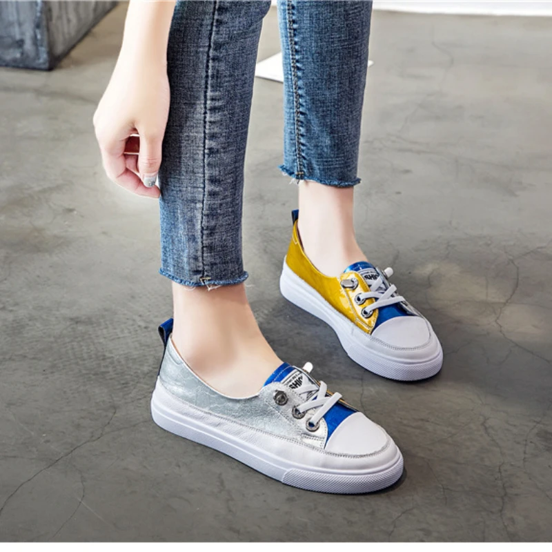 Internet Celebrity Large Size White Shoes Women Genuine Leather 2021 Spring New Fashion Korean Casual Flat Student Women's Shoes
Internet Celebrity Large Size White Shoes Women Genuine Leather 2021 Spring New Fashion Korean Casual Flat Student Women's Shoes