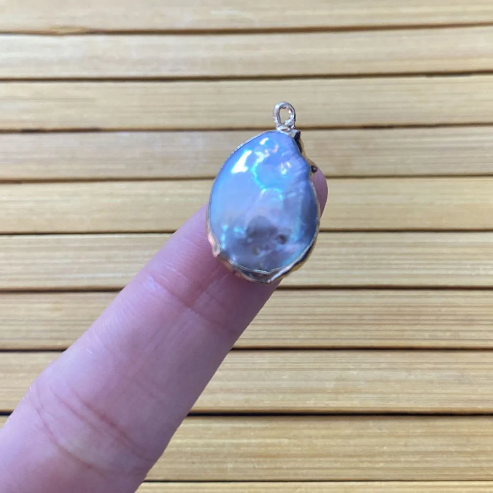 12x15-15x25mm Natural Freshwater Pearl Pendant Flat Shape Charms Jewelry Accessories Used for DIY Making Necklace Bracelet
12x15-15x25mm Natural Freshwater Pearl Pendant Flat Shape Charms Jewelry Accessories Used for DIY Making Necklace Bracelet