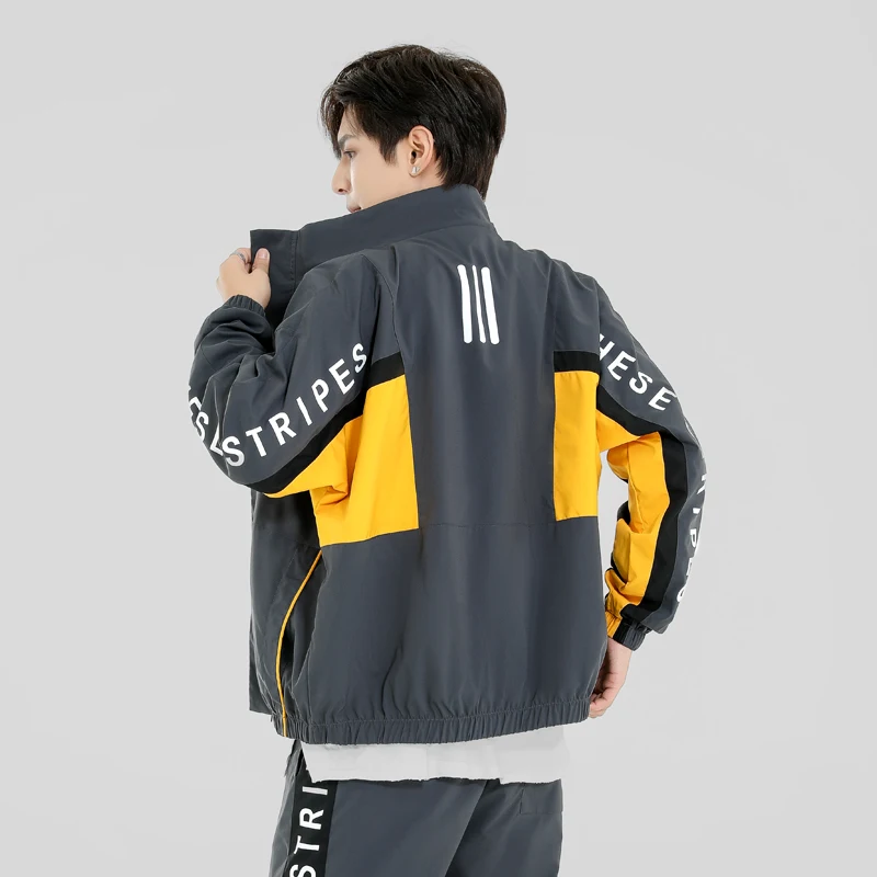 Fashion Jacket Men Clothing Color Block Jackets and Coats Men Spring Autumn Tooling Jacket Mens Harajuku Windbreakers Casual
Fashion Jacket Men Clothing Color Block Jackets and Coats Men Spring Autumn Tooling Jacket Mens Harajuku Windbreakers Casual