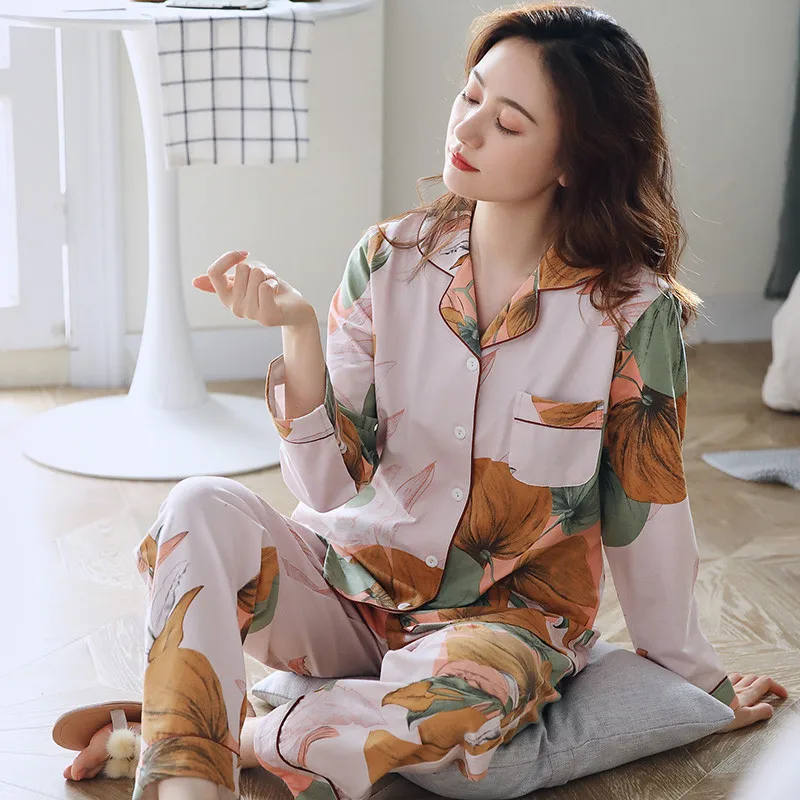Long-sleeved Leaf Print Pajamas Set Women Cotton Viscose Loose Style Casual Homewear Trousers Sleepwear Large Size Home Clothes
Long-sleeved Leaf Print Pajamas Set Women Cotton Viscose Loose Style Casual Homewear Trousers Sleepwear Large Size Home Clothes