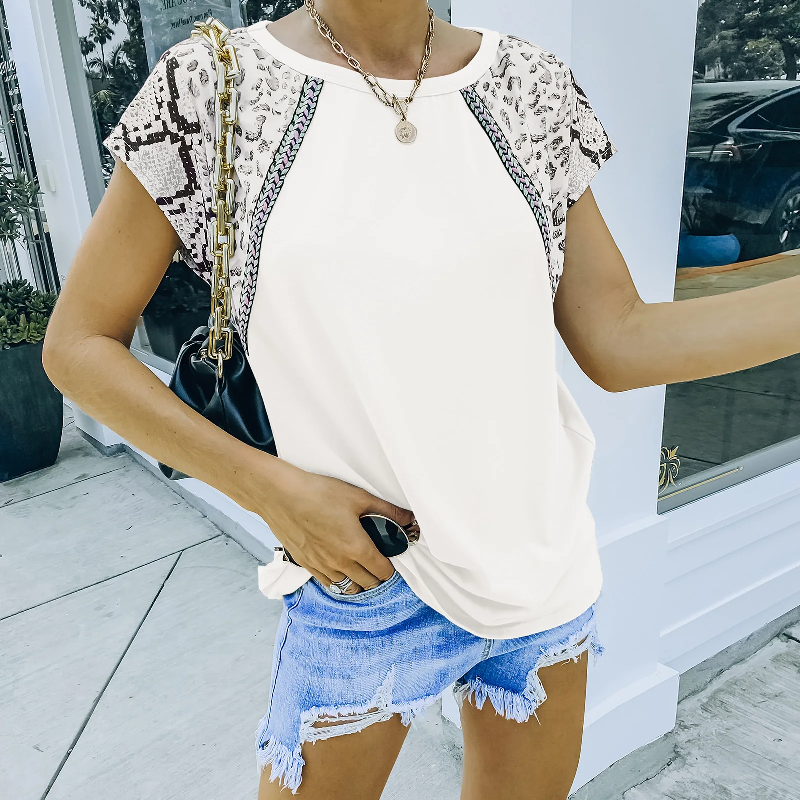 LUOYIYANG Fashion Casual T-shirts for Women's Clothing Contrast Stitching Lace Short-sleeved Women T-shirt Elegant Summer Tops
LUOYIYANG Fashion Casual T-shirts for Women's Clothing Contrast Stitching Lace Short-sleeved Women T-shirt Elegant Summer Tops