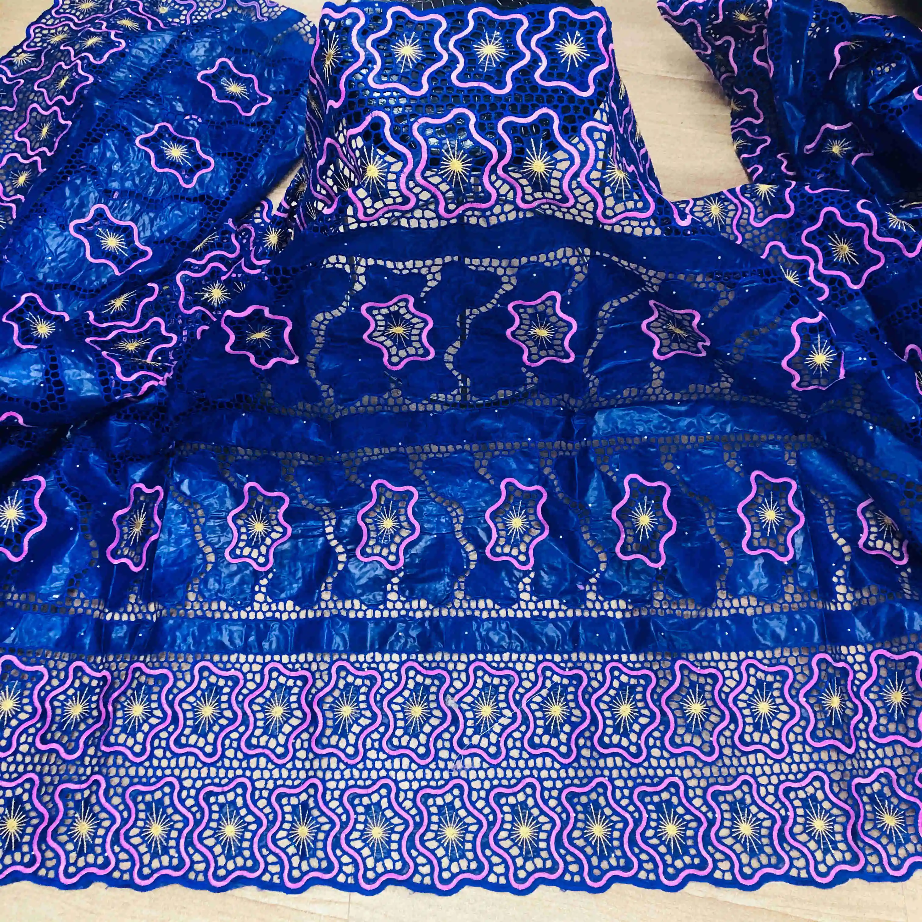 bazin riche 2020 bazin brode red bazin riche fabric african fabrics with tulle lace embrodiery
bazin riche 2020 bazin brode red bazin riche fabric african fabrics with tulle lace embrodiery