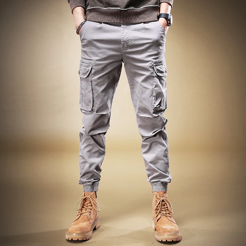 Streetwear Fashion Men Jeans High Quality Loose Fit Big Pocket Casual Cargo Pants Men Overalls Designer Hip Hop Joggers Trousers
Streetwear Fashion Men Jeans High Quality Loose Fit Big Pocket Casual Cargo Pants Men Overalls Designer Hip Hop Joggers Trousers