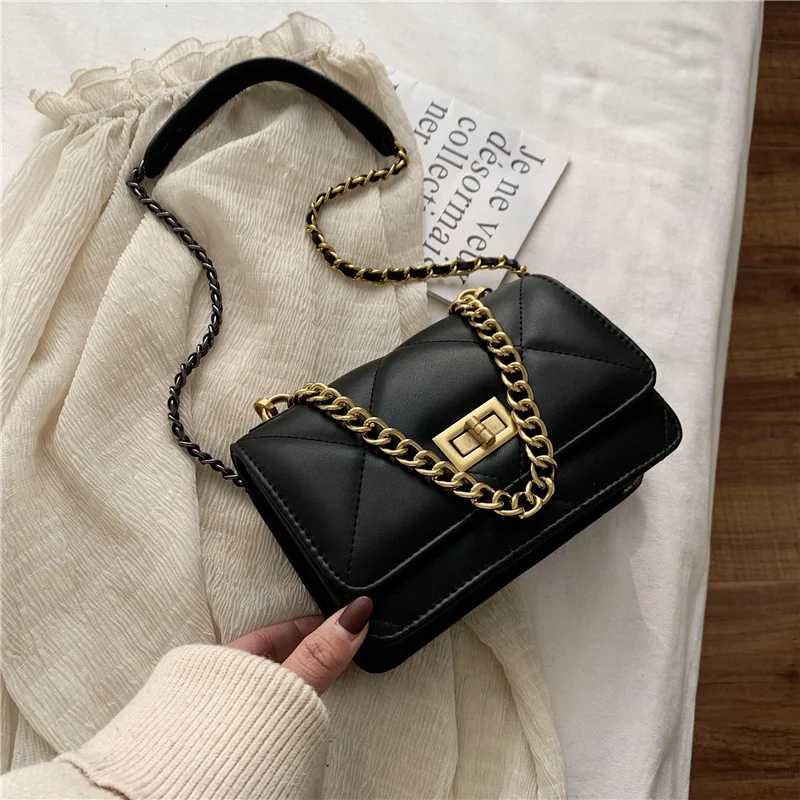 Single Shoulder Bag for Women Fashion Crossbody Bag Triangle Lattice Chain Design Mobile Phone Bag Solid Color PU Messenger Bag
Single Shoulder Bag for Women Fashion Crossbody Bag Triangle Lattice Chain Design Mobile Phone Bag Solid Color PU Messenger Bag