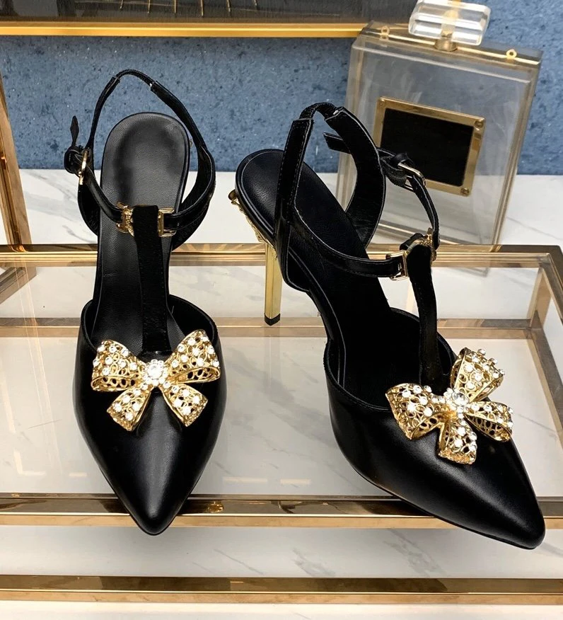 2021 New Hot Sale Black Heel For Women Designer Luxury Brand Pumps Genuine Leather Super High Heels Sexy Ladies Zapatos De Mujer
2021 New Hot Sale Black Heel For Women Designer Luxury Brand Pumps Genuine Leather Super High Heels Sexy Ladies Zapatos De Mujer