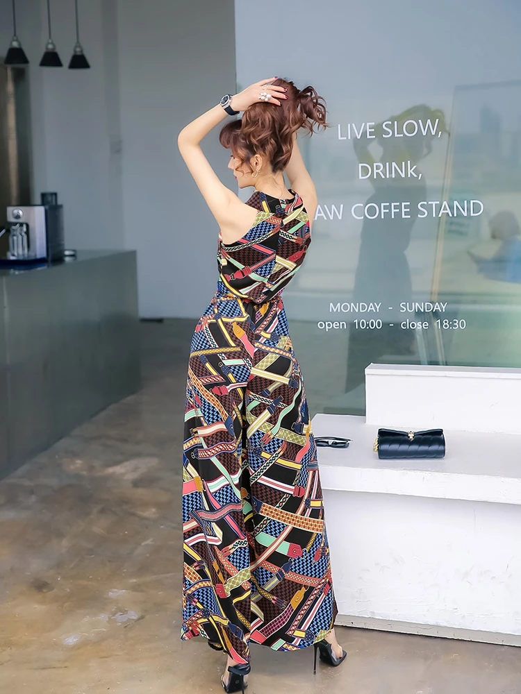 Summer 2021 Fashion Halter Printed Jumpsuit Strapless High Waist Chiffon Overalls Seaside Vacation Casual Wide Leg Trousers
Summer 2021 Fashion Halter Printed Jumpsuit Strapless High Waist Chiffon Overalls Seaside Vacation Casual Wide Leg Trousers