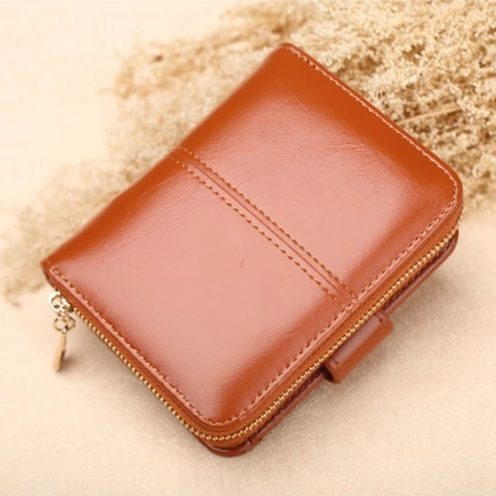 Korean Purse Women's Short Wallet Pu Oil Wax Leather Clutch Bag Small Card Package PU Coin Purse Mini Cute Coin Bag Pouch Bag
Korean Purse Women's Short Wallet Pu Oil Wax Leather Clutch Bag Small Card Package PU Coin Purse Mini Cute Coin Bag Pouch Bag