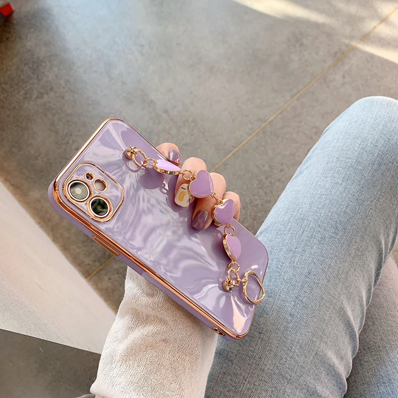 Luxury Plating Phone Case For iPhone 12 11 Pro Max 7 8 Plus X XR XS Max Mini Love Heart Chain Wrist Strap Back Cover Coque 
Luxury Plating Phone Case For iPhone 12 11 Pro Max 7 8 Plus X XR XS Max Mini Love Heart Chain Wrist Strap Back Cover Coque