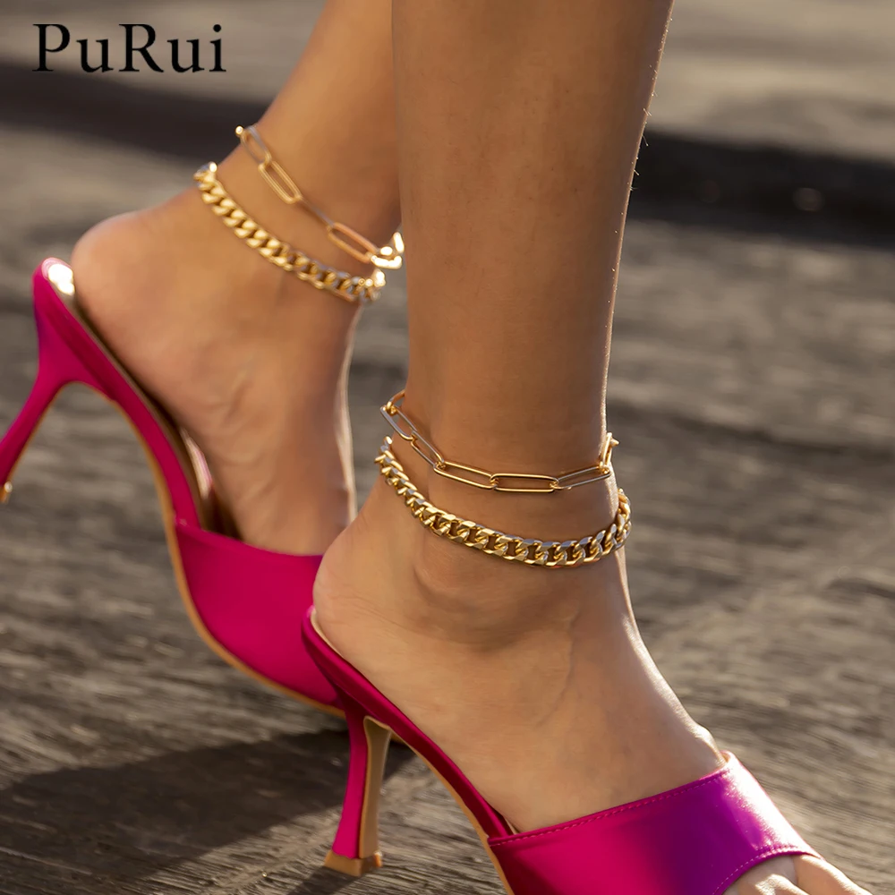 2Pcs/set Women's Initial Anklet Chain for Women Men Gold Color Cuban Link Chain Foot Bracelet for Teen Girls Beach Foot Jewelry 
2Pcs/set Women's Initial Anklet Chain for Women Men Gold Color Cuban Link Chain Foot Bracelet for Teen Girls Beach Foot Jewelry