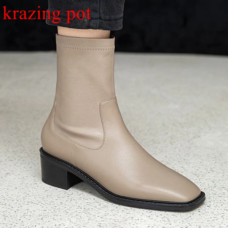 Ботильоны krazing pot из воловьей кожи с квадратным носком, базовый дизайн, на молнии, свадебные утепленные, на среднем каблуке, зимние эластичны...
Ботильоны krazing pot из воловьей кожи с квадратным носком, базовый дизайн, на молнии, свадебные утепленные, на среднем каблуке, зимние эластичны...