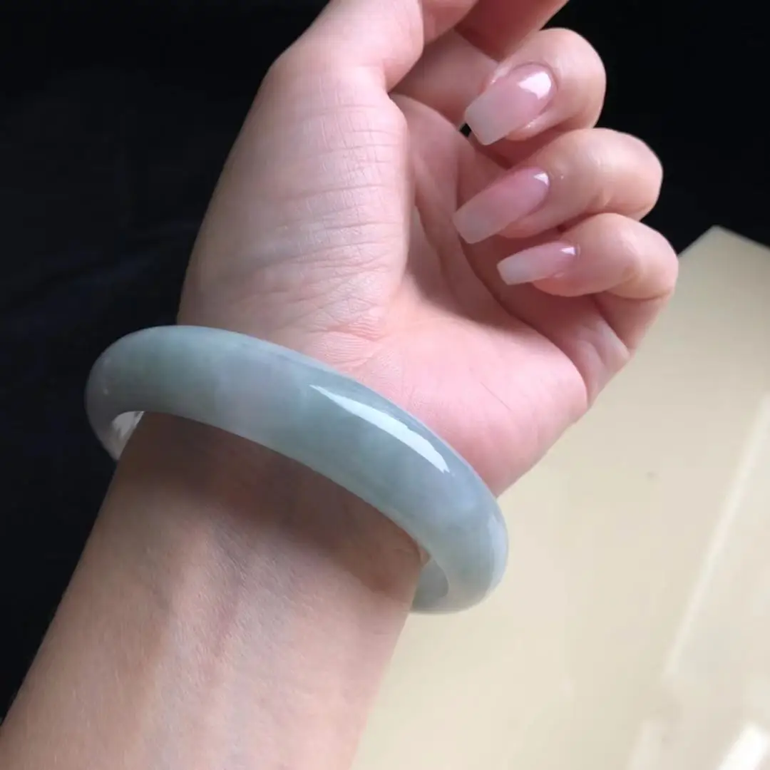 Burma 100%Genuine High-end Jadeite Bracelet Jewelry Jade Bangles For Women 62mm (With Certificate)
Burma 100%Genuine High-end Jadeite Bracelet Jewelry Jade Bangles For Women 62mm (With Certificate)