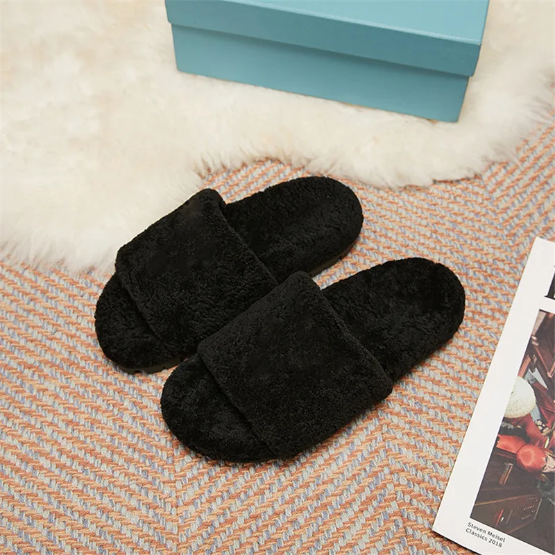 2021 Women's Autumn And Winter New Style, Letter Fashion , One Word Wool Slippers, Leisure Home Lamb Wool Sandals, Women
2021 Women's Autumn And Winter New Style, Letter Fashion , One Word Wool Slippers, Leisure Home Lamb Wool Sandals, Women