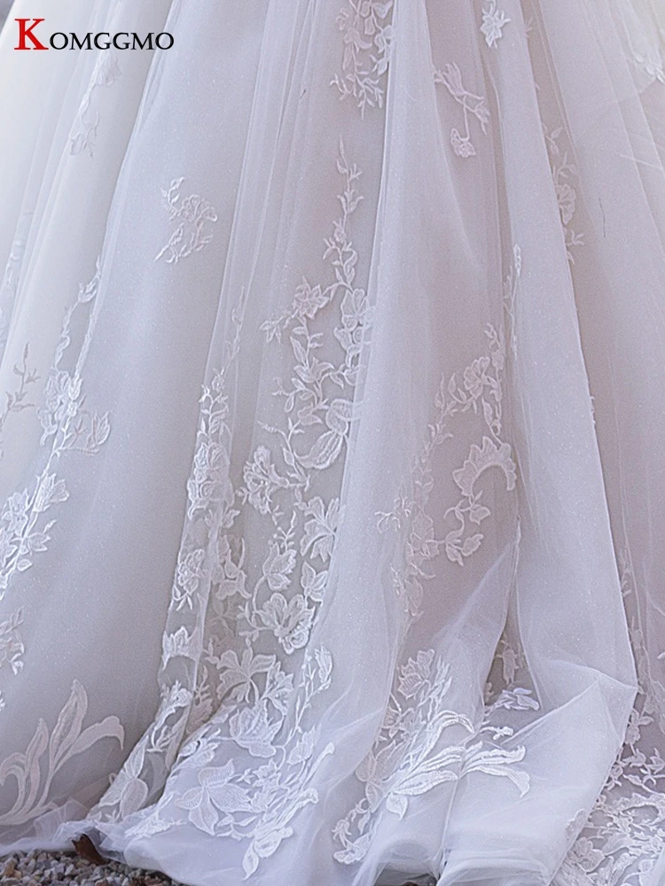 2021 New Arrival Custom Made Full Sleeve Embroidery Appliques Tulle Wedding Dress Elegant Cathedral Train O-Neck Bridal Gown
2021 New Arrival Custom Made Full Sleeve Embroidery Appliques Tulle Wedding Dress Elegant Cathedral Train O-Neck Bridal Gown