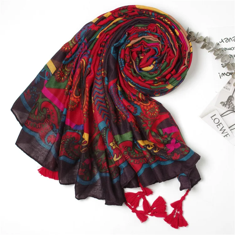 2019 Hot Sale Cotton Paisley Print Tassel Scarves Shawls Wrap Women Long Bohemia Style Beach Floral Scarf Hijab Free Shipping
2019 Hot Sale Cotton Paisley Print Tassel Scarves Shawls Wrap Women Long Bohemia Style Beach Floral Scarf Hijab Free Shipping
