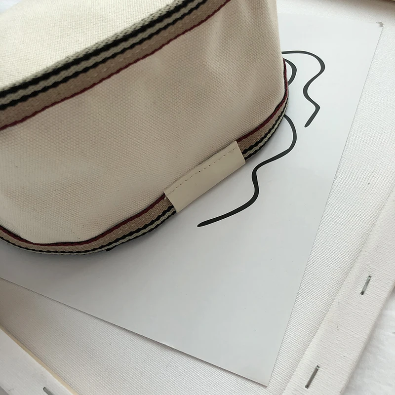 Women Crossbody Bag Causal Luxury Handbags Women Bags Designer With Mini Pocket Luxury Brand Female Shoulder Messenger Bag
Women Crossbody Bag Causal Luxury Handbags Women Bags Designer With Mini Pocket Luxury Brand Female Shoulder Messenger Bag