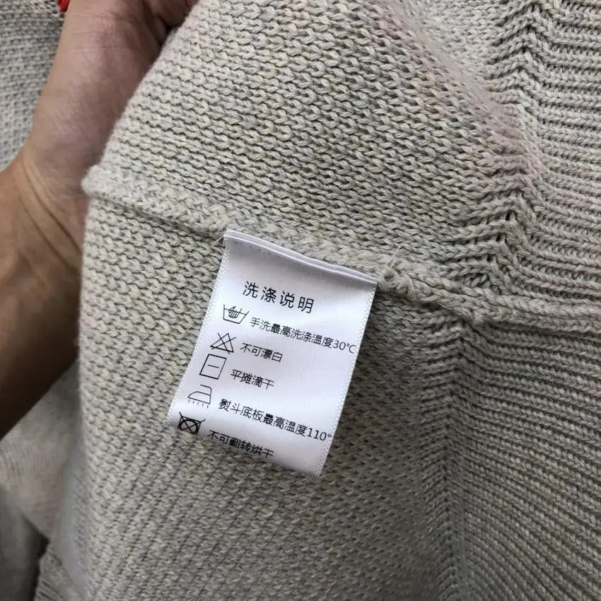 Men Women Hight Quality Ader Error Sweaters Star Logo Embroidery Adererror Knitted Pullovers Winter Heavy Fabric Coat
Men Women Hight Quality Ader Error Sweaters Star Logo Embroidery Adererror Knitted Pullovers Winter Heavy Fabric Coat