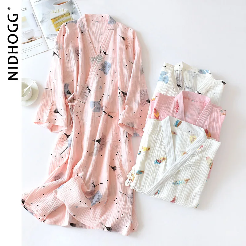 Women's Kimono Nightgown Cotton Gauze Crepe Womens V-neck Robe Spring Thin Bathrobes Knitted Printing Sleepwear Long Sleeve Robe
Women's Kimono Nightgown Cotton Gauze Crepe Womens V-neck Robe Spring Thin Bathrobes Knitted Printing Sleepwear Long Sleeve Robe