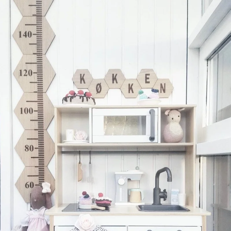 Wooden Growth Chart Ruler for Boys Girls Natural Wood Kids Height Chart Schoolhouse Measurement Room Wall Decorations
Wooden Growth Chart Ruler for Boys Girls Natural Wood Kids Height Chart Schoolhouse Measurement Room Wall Decorations