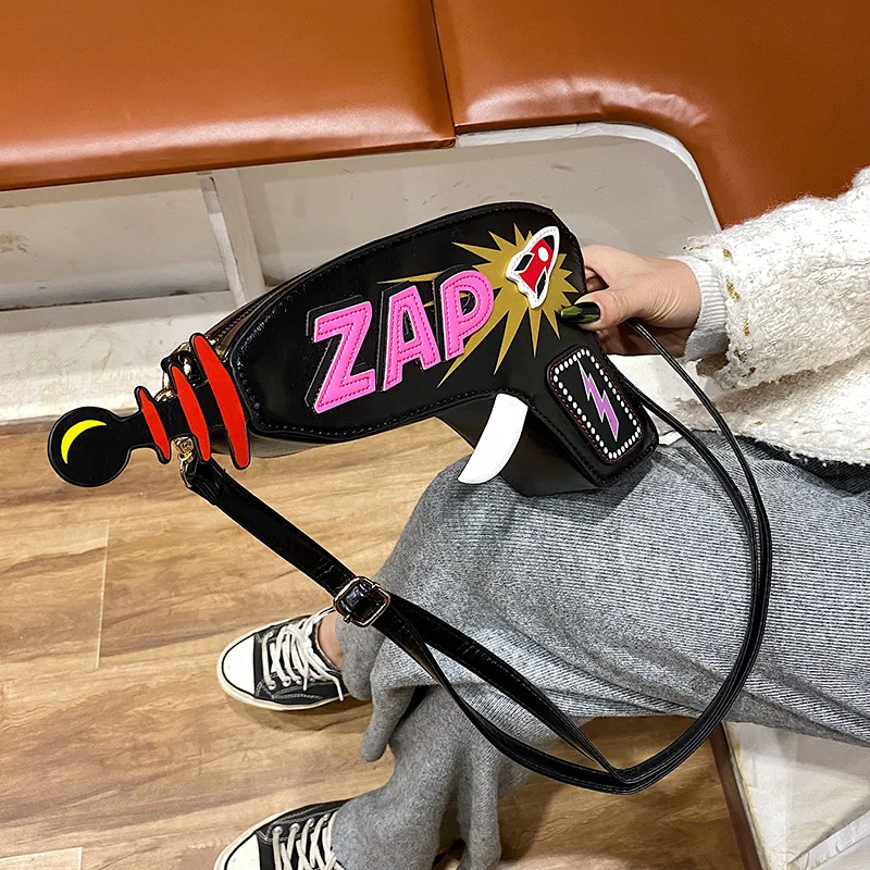 Новая Европейская и американская Модная креативная забавная Наплечная Сумка, Женская Блестящая сумка-мессенджер из полиуретана с пистолет...
Новая Европейская и американская Модная креативная забавная Наплечная Сумка, Женская Блестящая сумка-мессенджер из полиуретана с пистолет...