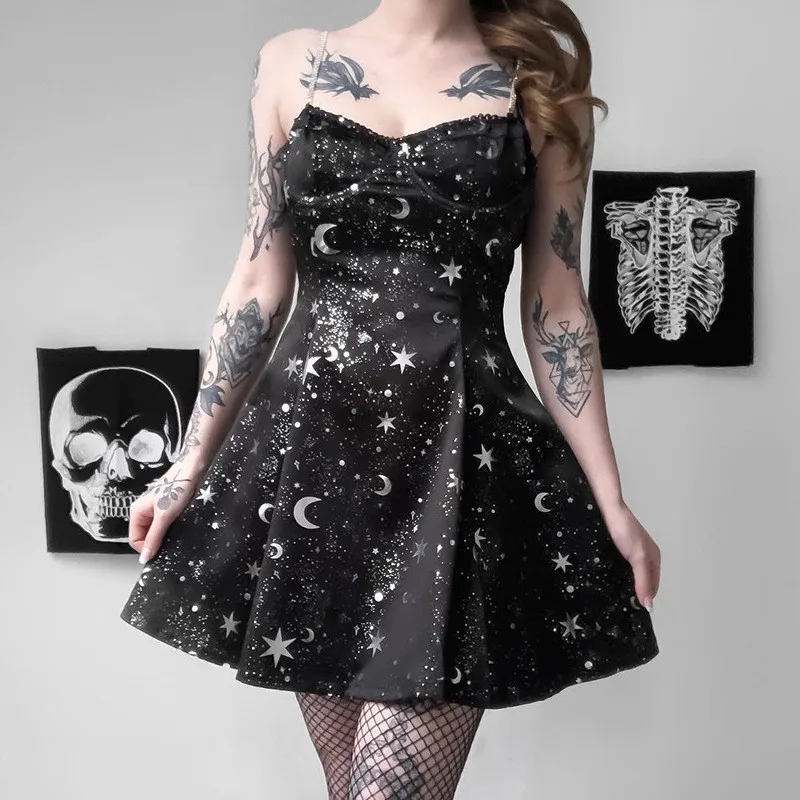 Casual Bodycon Black Dress Gothic Punk Vintage Moon Star Print Sleeveless Sexy Dersses Streetwear Fashion Lady Dress
Casual Bodycon Black Dress Gothic Punk Vintage Moon Star Print Sleeveless Sexy Dersses Streetwear Fashion Lady Dress