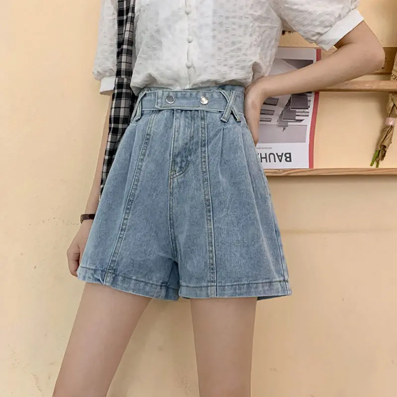 Shorts Cowgirl Solid Color Simple Stitching Buttons Retro Fashion High Waist Korean Wild Wide Leg Folding Casual Beach Style
Shorts Cowgirl Solid Color Simple Stitching Buttons Retro Fashion High Waist Korean Wild Wide Leg Folding Casual Beach Style