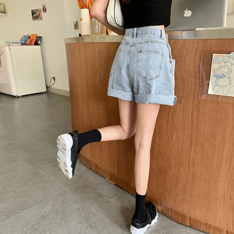 Denim Shorts Women's Korean-Style High Waist Slimming Loose-Fitting Versatile Outerwear Student Retro Hong Kong Style A- line
Denim Shorts Women's Korean-Style High Waist Slimming Loose-Fitting Versatile Outerwear Student Retro Hong Kong Style A- line