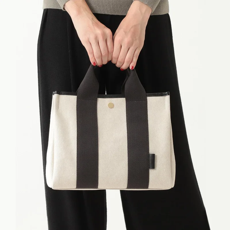 2022 Casual Canvas Women Handbags Designer Shoulder Bags Small Tote Simple Crossbody Bag Luxury Lady Shopper Purses Female Sac
2022 Casual Canvas Women Handbags Designer Shoulder Bags Small Tote Simple Crossbody Bag Luxury Lady Shopper Purses Female Sac
