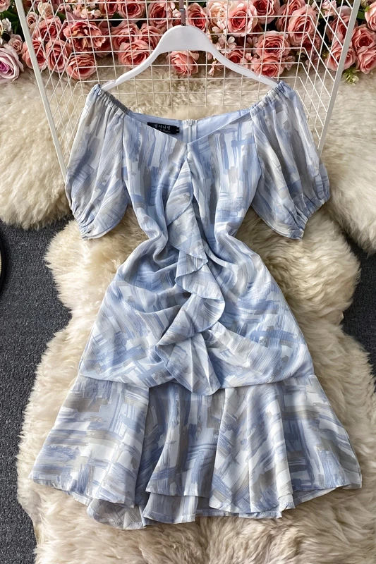 2021 women's summer print ruffles Chiffon slim mini dress Korean women's short sleeve V-neck MIDI dress streetware short dress
2021 women's summer print ruffles Chiffon slim mini dress Korean women's short sleeve V-neck MIDI dress streetware short dress