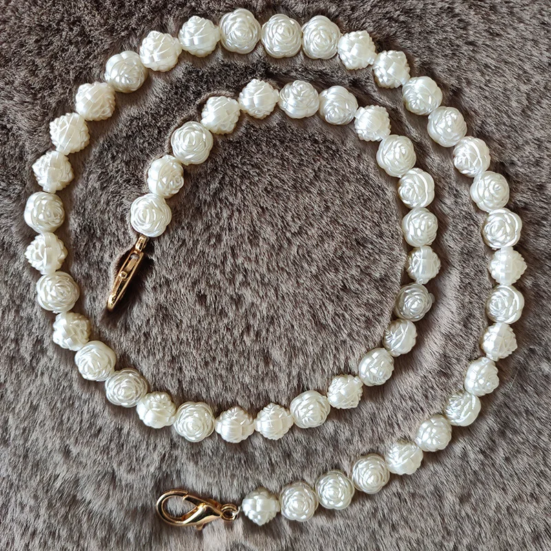 Romantic Rose Bag Belt Bag Chain Accessories Portable Pearl Chain Imitation Pearl Bag Chain Handmade Bag Ornament Fashion
Romantic Rose Bag Belt Bag Chain Accessories Portable Pearl Chain Imitation Pearl Bag Chain Handmade Bag Ornament Fashion