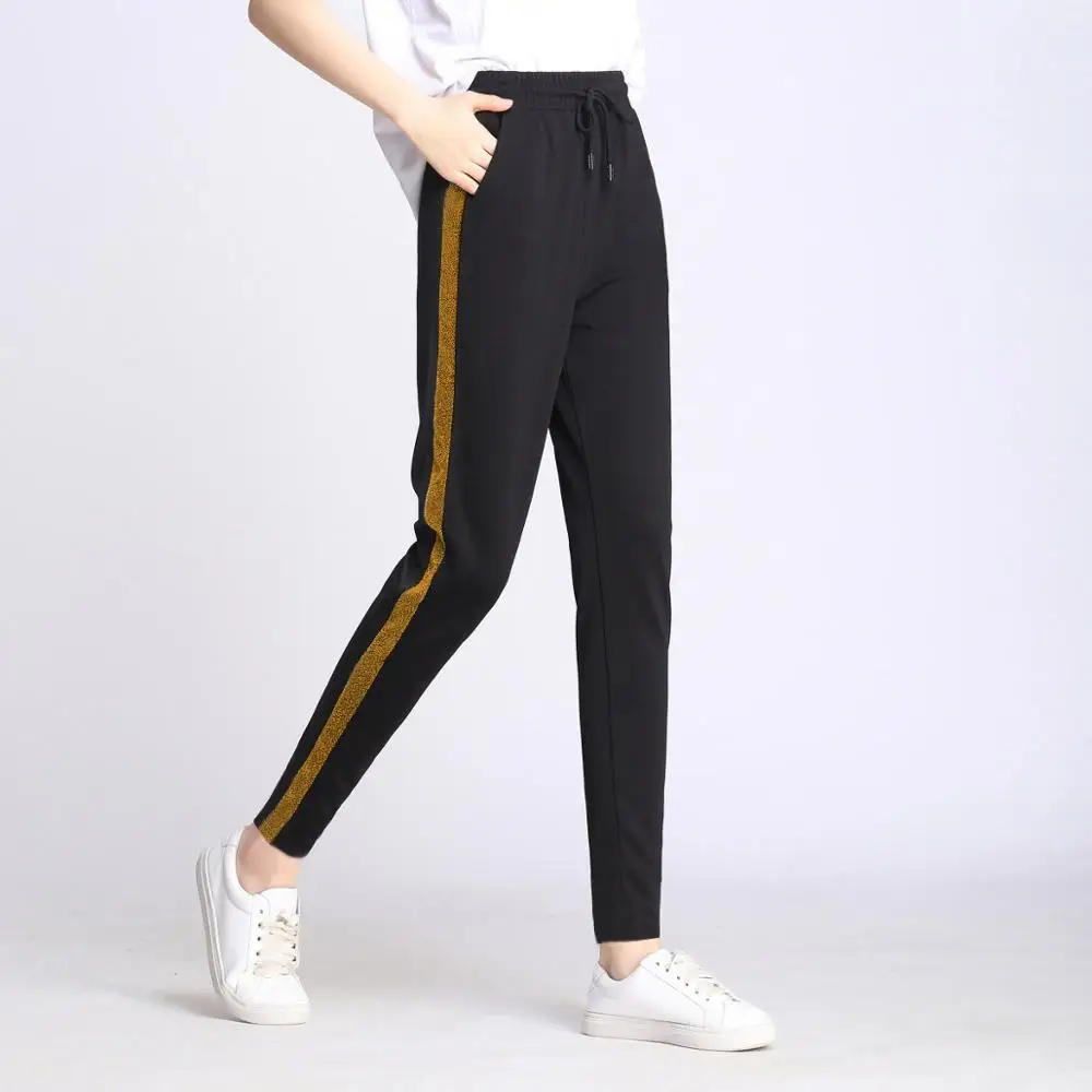 Black Stripe Side Casual Harlan Pants Loose Elastic Pants Thin Loose Large Small Foot Korean Harlan Casual Pants Student Pants
Black Stripe Side Casual Harlan Pants Loose Elastic Pants Thin Loose Large Small Foot Korean Harlan Casual Pants Student Pants