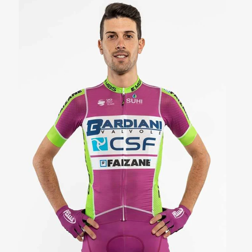 2020 Red ARKEA TEAM Cycling wear Bike jersey Quick Dry Bicycle clothing men summer PRO Cycling Jerseys 20D bike shorts set
2020 Red ARKEA TEAM Cycling wear Bike jersey Quick Dry Bicycle clothing men summer PRO Cycling Jerseys 20D bike shorts set