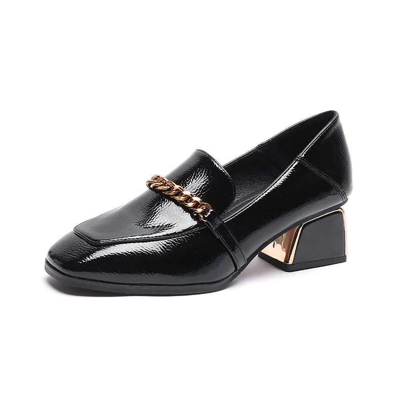 2022 British Jade chain small leather shoes for women oxfords square toe plated thick heels loafers woman flats plus size 35-40
2022 British Jade chain small leather shoes for women oxfords square toe plated thick heels loafers woman flats plus size 35-40