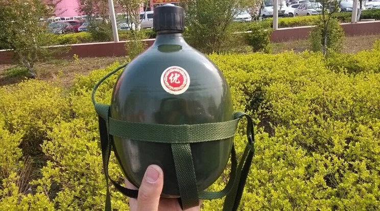 Army Green Aluminum Kettle Old Military Training Kettle Outdoor Camp 1.5kg Capacity Kettle
Army Green Aluminum Kettle Old Military Training Kettle Outdoor Camp 1.5kg Capacity Kettle