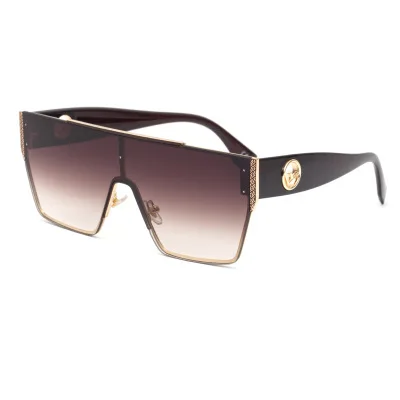 European and American wind conjoined windshield 2021 new sunglasses female retro big frame one sports color film sunglasses
European and American wind conjoined windshield 2021 new sunglasses female retro big frame one sports color film sunglasses
